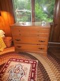 Chest of drawers