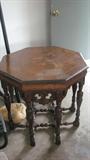 This gorgeous carved end table would be great with antiques or modern furnishings. If Nate Berkus is right, then eclectic decor is the best doecor, so come buy this table for your den or living room!