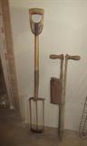 VINTAGE WOOD HANDLE TOOLS