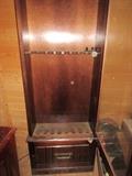 GUN CABINET