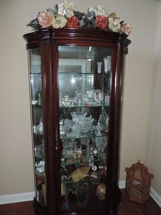 GREAT DISPLAY CASE...AND ALL CONTENTS WILL BE FOR SALE !!!