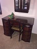 DUNCAN PHYFE DESK