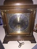 MANTEL CLOCK