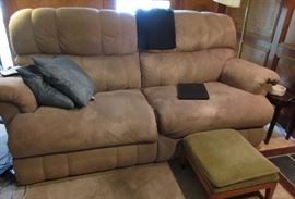 living room sofa Lazy Boy pulls out for recline