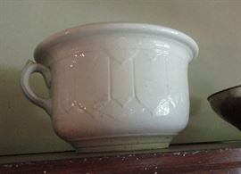 chamber pot
