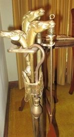 fire place set horseheads