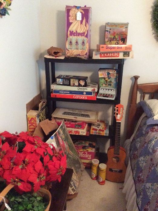 Lots of vintage toys and games, Christmas