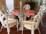 Same table with view of table base
