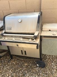 Weber Summit Silver grill