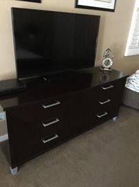 Contemporary dresser, 6 drawer                                  Television is Vizio  Model E500iA1