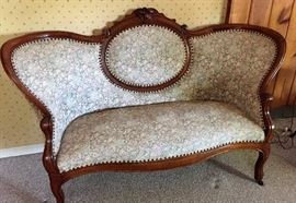 Victorian Settee with Medallion Back ;   Carvings,   Mint Condition! 