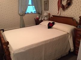 4 Poster Hard rock Maple Bed  great cond.