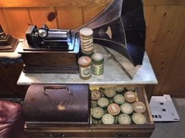 Antique Edison Standard Phonograph Model D cylinder record player with Horn 