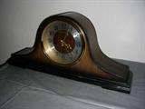Linden Mantle clock