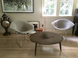 Knoll Diamond Chairs, Pair