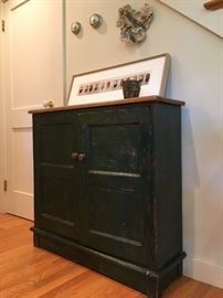 Primitive cabinet