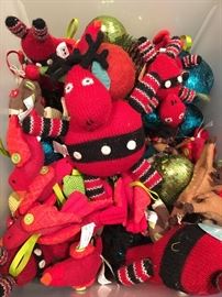 Unique and Charming Christmas Decorations 