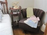 another end stand & retro side chair