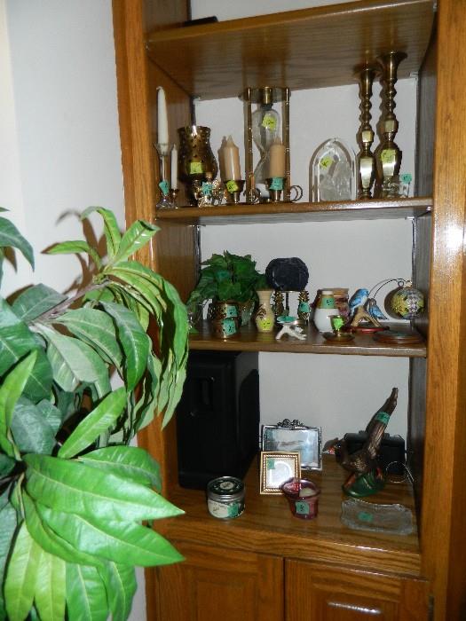 Candle sticks, urns, frames, various collectibles - Road Runner in picture on lower right