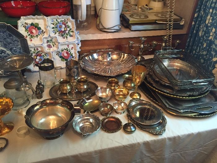 Silver Plate trays, bowls and serving pieces. 