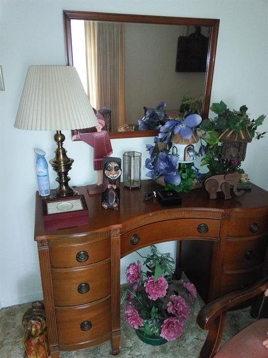 Sisters Estate Sales and Services Starts On 7/21/2016