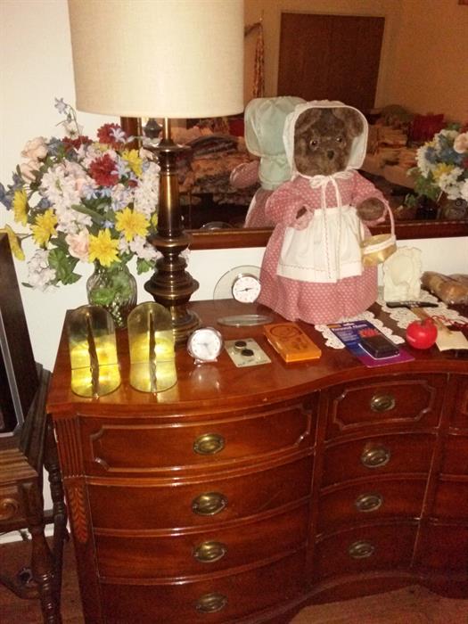 Sisters Estate Sales and Services Starts On 7/21/2016