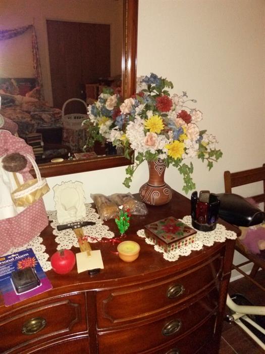 Sisters Estate Sales and Services Starts On 7/21/2016