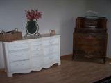 Dresser, Vintage Chest of Drawers