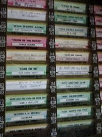 Rock Ola Grand Salon w/ records (80  45RPM) and labels (160)