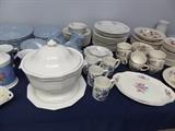 vintage glass / collectibles & antique pieces and china