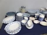 vintage glass / collectibles & antique pieces and china
