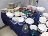 vintage glass / collectibles & antique pieces and china