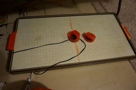 air hockey