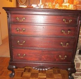 Detailing on the chest