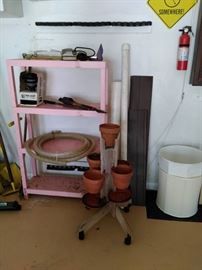 Loving this rolling pot holder, so clever