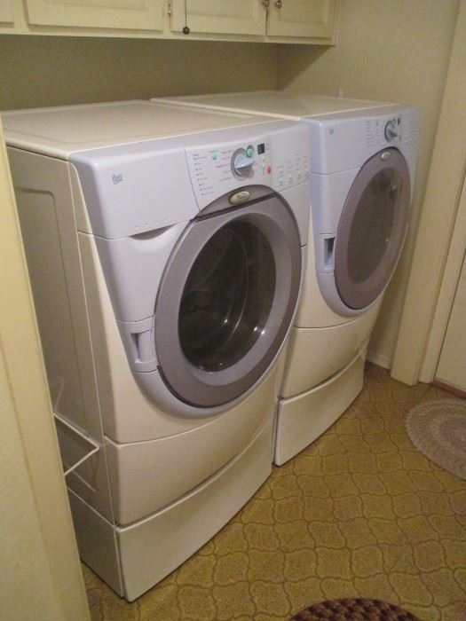 Whirlpool Duet washer and dryer set with pedestals