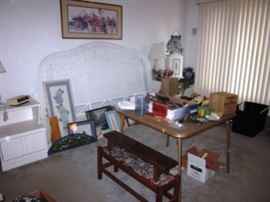 BENCHES, STOOLS, ART WICKER KING HEADBOARD