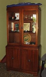deco china cabinet, part of dining room set available 