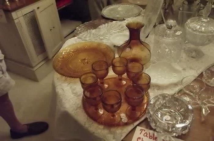 Tiara wine set and serving tray
