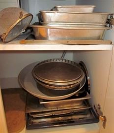 Aluminum bakeware