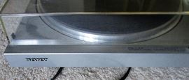 Vintage 1970s Sony turntable 