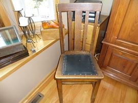 ANTIQUE CHAIR WITH LEATHER SEAT