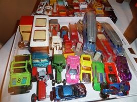 HOT WHEEL AND MATCHBOX