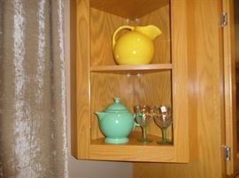 2 PITCHERS AND VINTAGE GLASSES