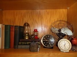 WEST CLOCK BIG BEN CLOCK AND SMALL VINTAGE LANTERNS, AND FAN