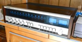Vintage Tandberg Stereo Receiver