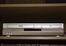 Toshiba VHS & DVD Player