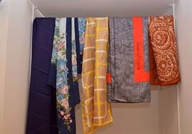 Women's Scarves