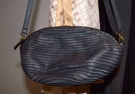 Women's Purses & Handbags