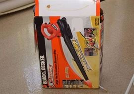 Black & Decker LeafHog Leaf Blower
